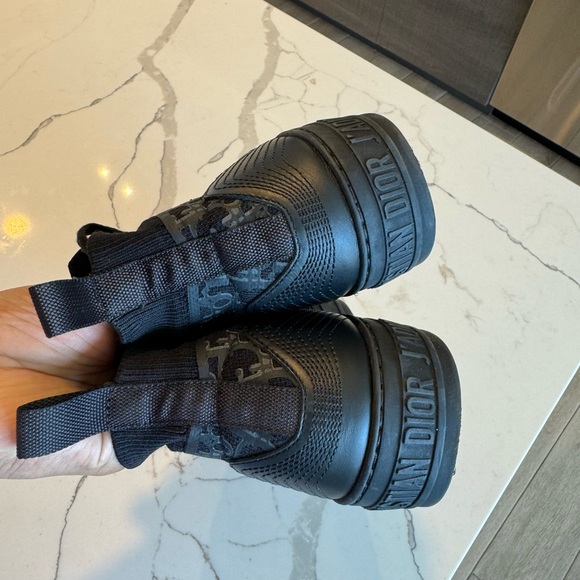 Black Walk'n'Dior Sneaker - Picture 8 of 10